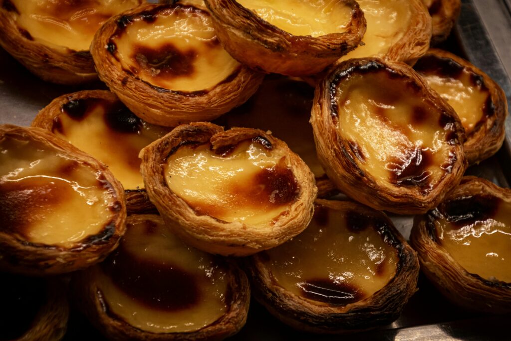 pasteis de nata (portuguese tart)