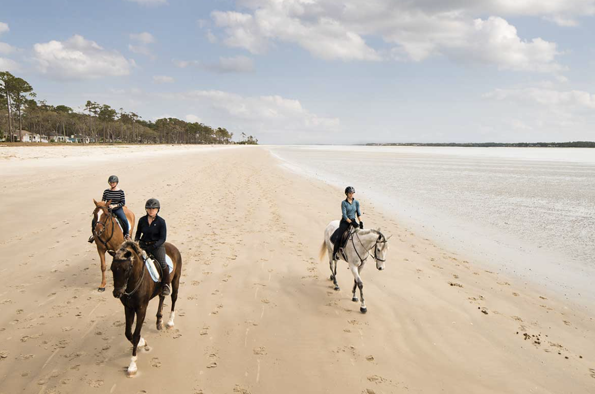 10 Soothing US Coastal Getaways for Your Next Relaxing Escape